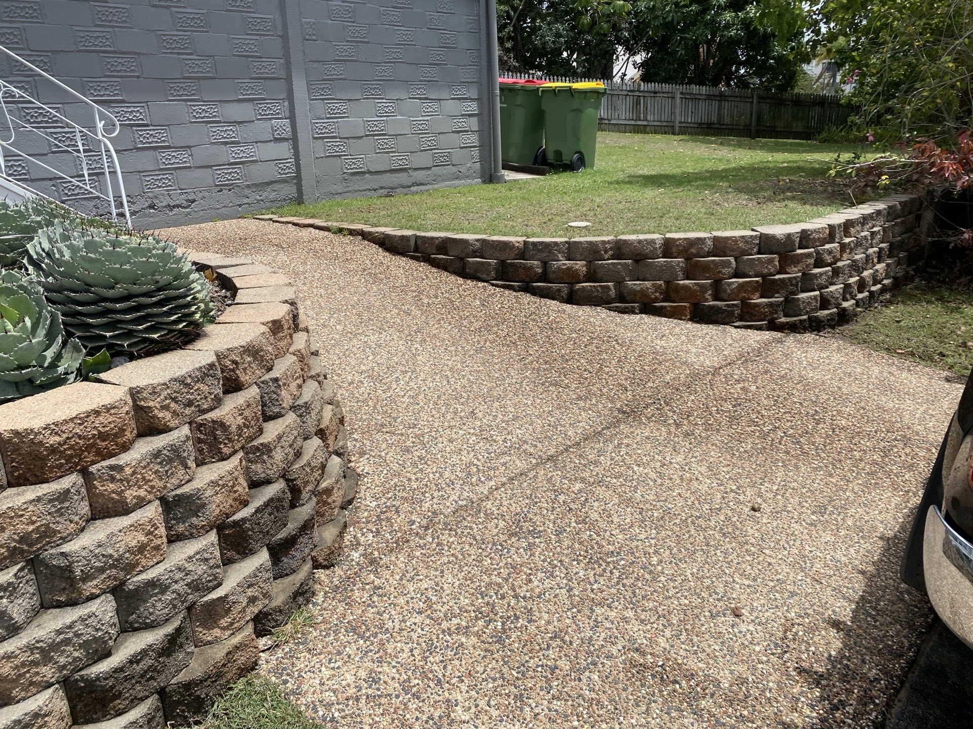 Retaining Wall Cleaning - hero section image on live pressure-cleaning-gold-coast/retaining-wall-cleaning (sub-service) page